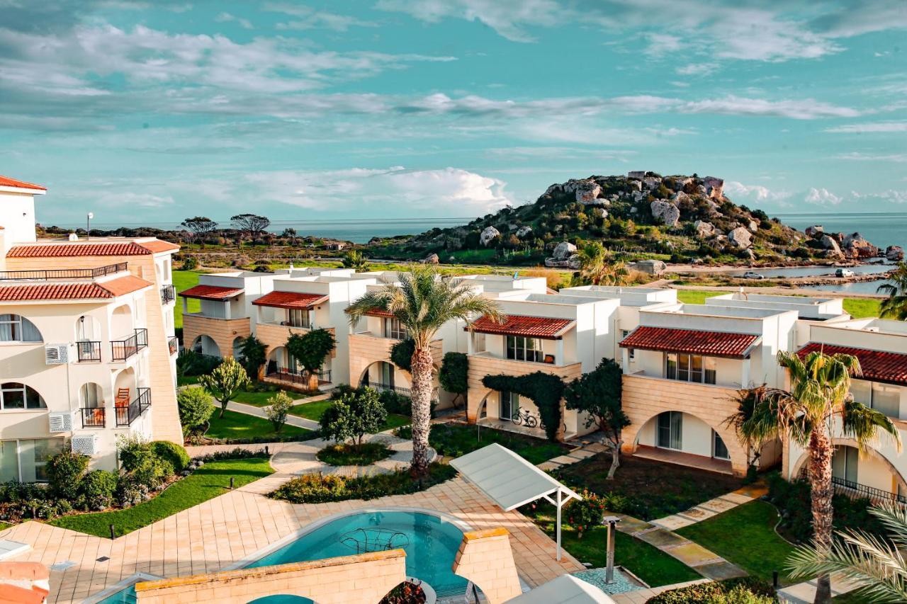 Fantastic 4 Cyprus First Line Beachfront Boghaz Εξωτερικό φωτογραφία