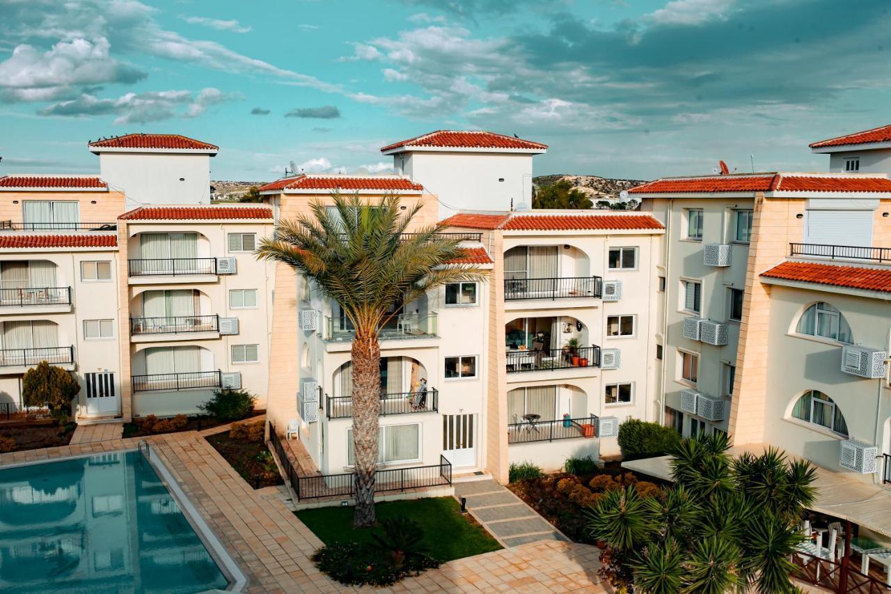 Fantastic 4 Cyprus First Line Beachfront Boghaz Εξωτερικό φωτογραφία
