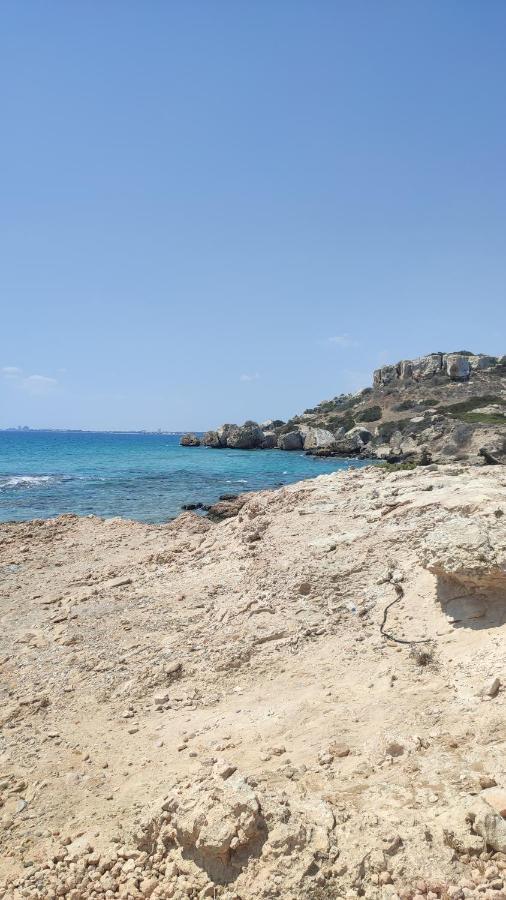 Fantastic 4 Cyprus First Line Beachfront Boghaz Εξωτερικό φωτογραφία